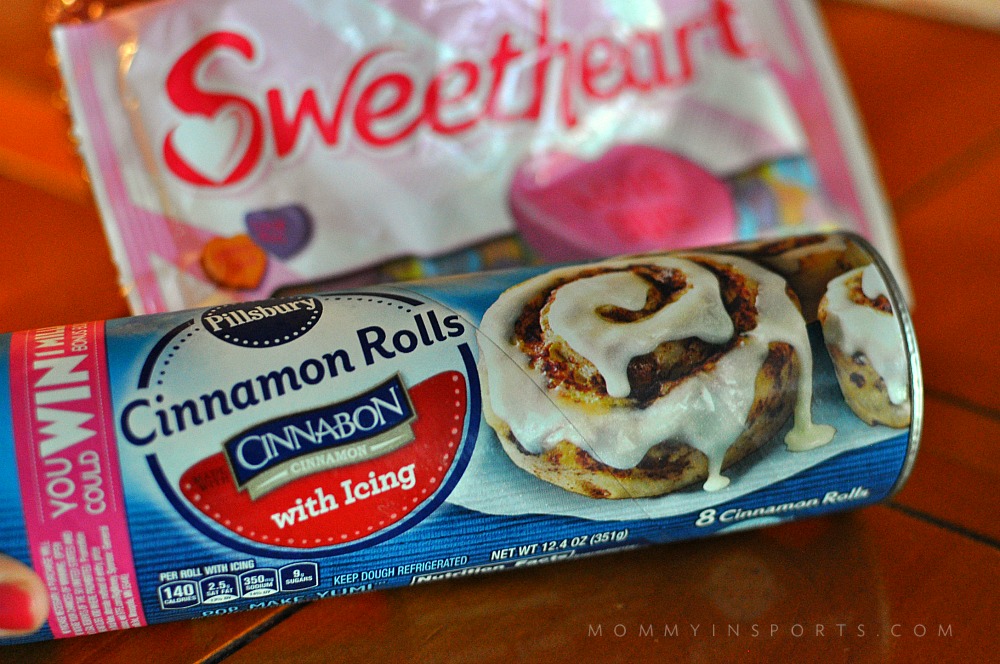 How to Make Heart Shaped Cinnamon Rolls for Valentine's Day