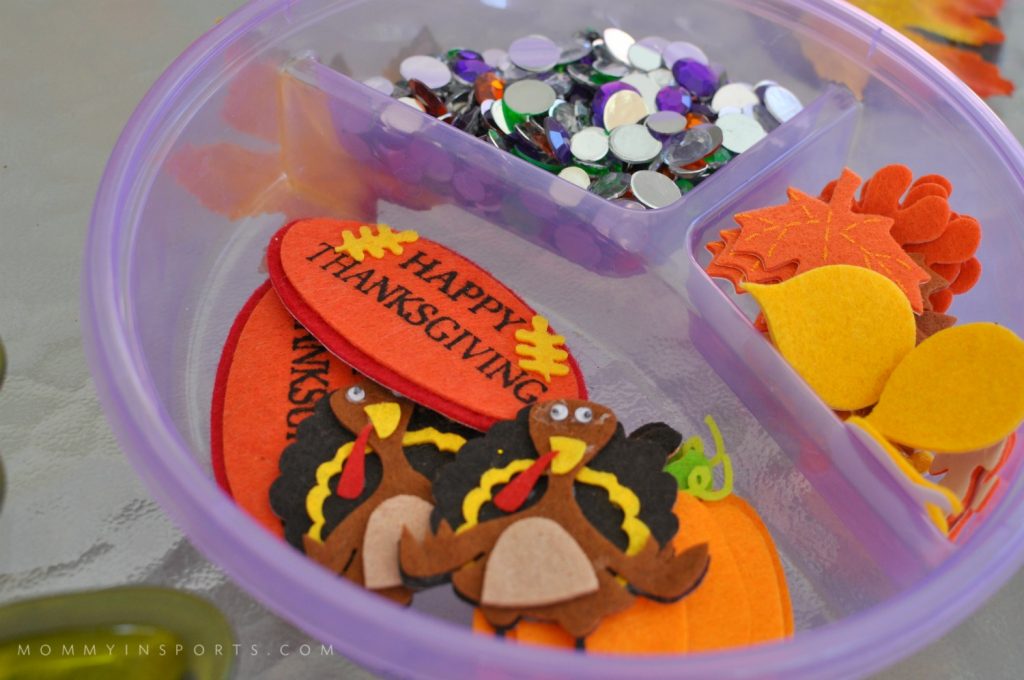 Looking for a fun activity for the kids while you cook on Thanksgiving? Try making this fun Thanksgiving Play dough recipe! Make it the day before and watch them create!