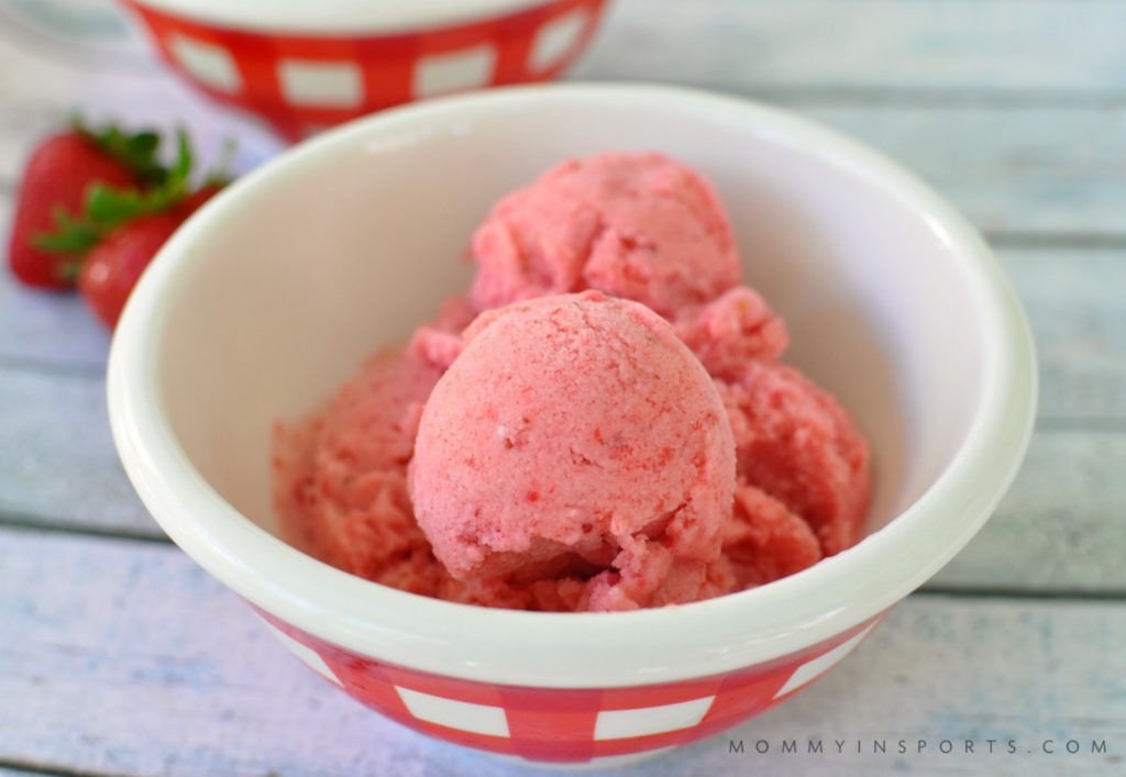 Looking for a treat to cool off this summer that's dairy-free, paleo, and vegan? Look no further! This 4 ingredient no churn ice cream is perfect for kids of all ages!