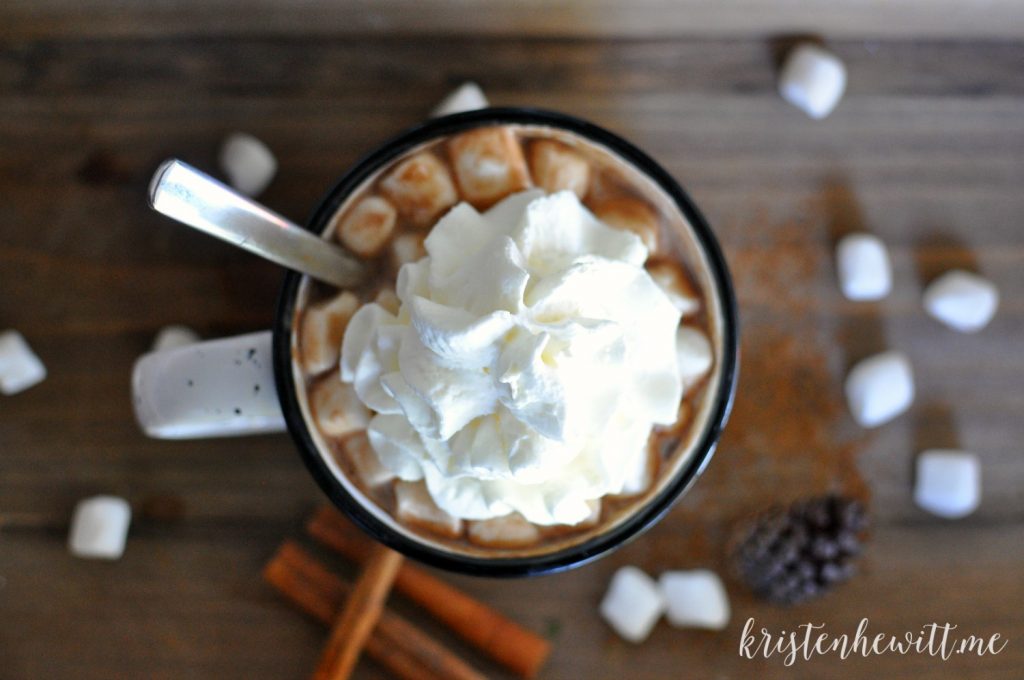 When the weather gets cold the first thing you need is a warm mug of this DELISH and simple paleo hot chocolate! Get the recipe here.